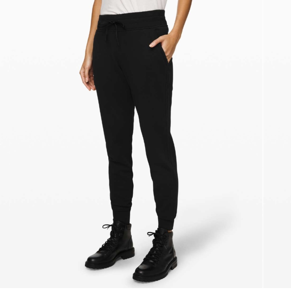 Lululemon Warm Down Jogger II - Black Size 6